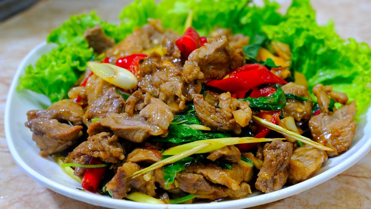 សាច់គោឆាក្ដៅ