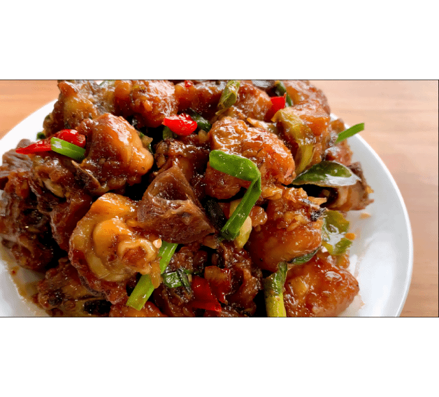 មាន់លីងគុលស្លឹគ្រៃ